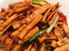 竹笋炒腊肉-丹江渔村(首都机场店)