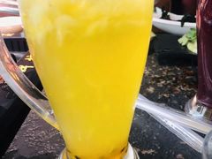 -老牌坊云南鱼豆花火锅(哈西万达店)