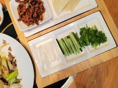 -娜仁图雅蒙古美食村(33小镇店)