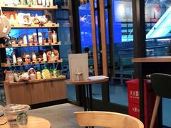 -星巴克(青岛火车北站候车大厅店)