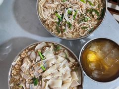 -正宗杨记普洱酸醋米线(总店)