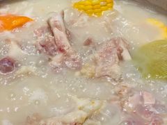 澳门鸡脚猪骨煲（小）-官也街澳门火锅(新源里店)