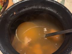 -八府香鸭·啫啫煲(华山路店)