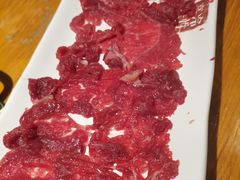满满的牛肉-海银海记潮汕牛肉火锅(新港中路海珠店)
