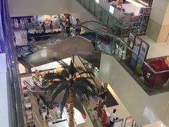 -鸿通城购物中心