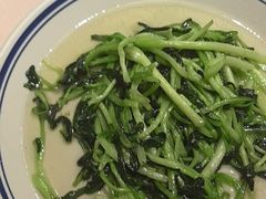 -八府香鸭·啫啫煲(华山路店)