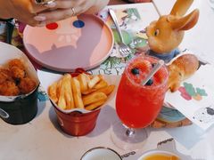 -水桶王国主题餐厅·聚会·生日派对·亲子活动·家庭套餐(亚龙湾希尔顿店)