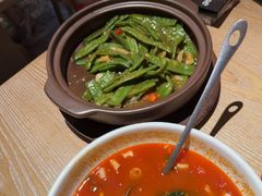 -耶里夏丽·丝路国际·新疆餐厅(浦东区东方路店)