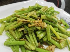 -雪野鱼头大王邢府公老店(雪野湖店)