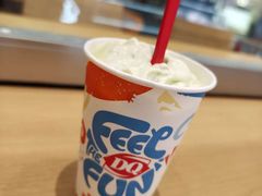 -DQ·蛋糕·冰淇淋(三亚青春颂店)