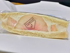 蜜桃三明治-Fruwich果明治(西单更新场店)