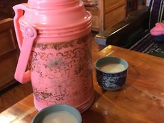 甜茶-嘎咓讓咘藏餐厅(团结新村店)