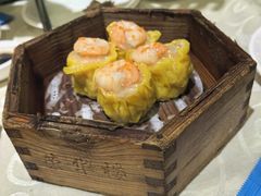 鲜虾蟹籽烧卖皇-荣华楼