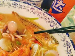 -霆记海鲜·只为这碗面(滨江店)