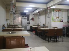 大堂-千里马烧烤(南六东路店)