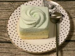 -红宝石·鲜奶小方·海派西点房(联洋店)