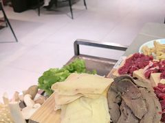 -宴全牛粤来越牛潮汕鲜牛肉火锅(海州万达广场店)