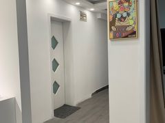 -目艮眼镜SHOWROOM(品牌集合店)