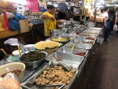 -瓦洛洛传统市场