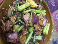 爆炒小黄牛-苗湘食府(十年店)