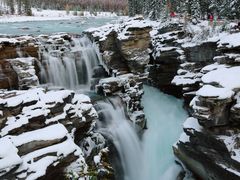 -阿萨巴斯卡瀑布观景点