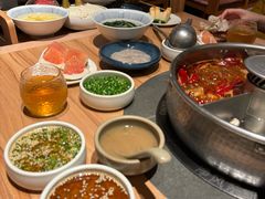 -巴奴毛肚火锅(龙湖锦艺城店)