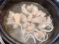 -东椰·海南椰子鸡火锅(朝阳门店)