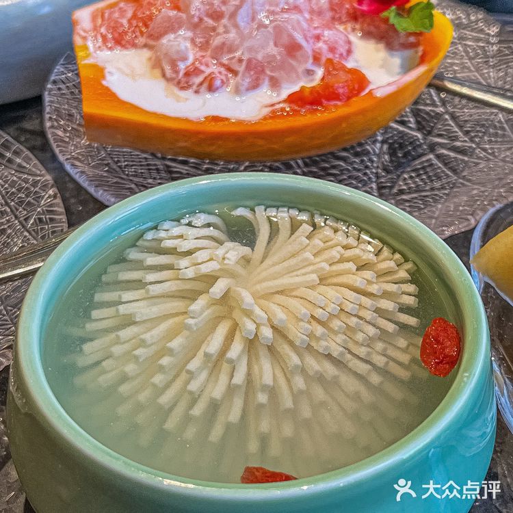 青岛火锅卷死了!芦荟木瓜撞奶xuan不停!