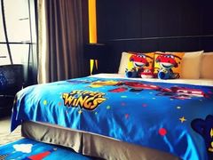 -上海滴水湖皇冠假日酒店