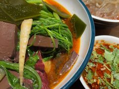 -万记麻辣烫国展总店