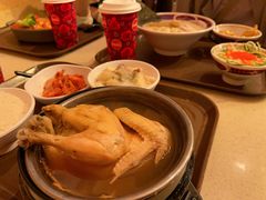 -皇室宴会厅(香港迪士尼乐园)