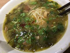 -牛吃草牛杂面(天一店)