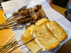 -华府九号海鲜烧烤大排档(龙域店)
