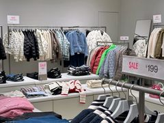 -URBAN REVIVO(济南世茂广场店)