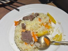 -贯贯吉·清真餐厅(浙江中路店)