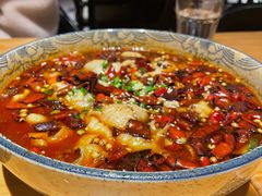 沸腾水煮鱼-十三式重庆江湖菜(金茂览秀城店)