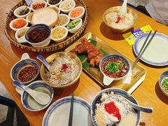 -包整·丝娃娃(一览甲秀楼风景店)