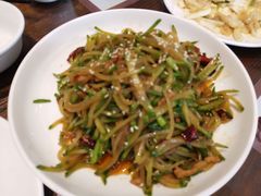 哑巴辣椒-韩邦朝天锅