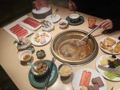 -余欢领鲜火锅(新街口店)