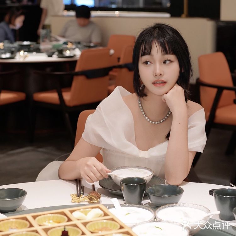 红沙大排档不踩雷海鲜，我们晚上吃的是一家海南私房菜