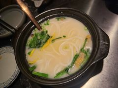 云南过桥米线-云海肴云南菜·蒸汽石锅鱼(青岛万象城店)