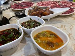 -粤潮牛肉火锅店(江南大道店)