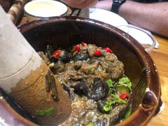 -老滇山寨•云南特色菜•地方菜•民族风情歌舞表演(金碧店)