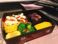 五彩缤纷沙拉-盒悦高端盒饭(中海国际中心店)