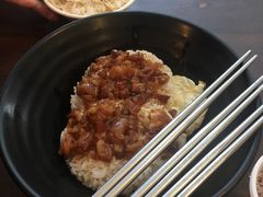 中风卤肉饭-阿英卤肉饭