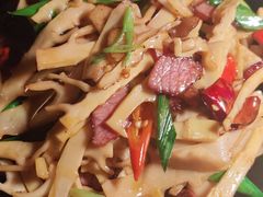 -蝴蝶汇音乐酒馆(罗湖店)