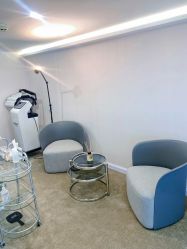 -JNK皮肤管理中心