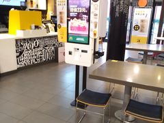 -麦当劳(外高桥DT店)