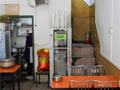 用餐区-芳芳餐厅(白沙路店)