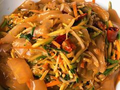 东北大拉皮-95号酱骨·一块豆腐(展春园西路店)